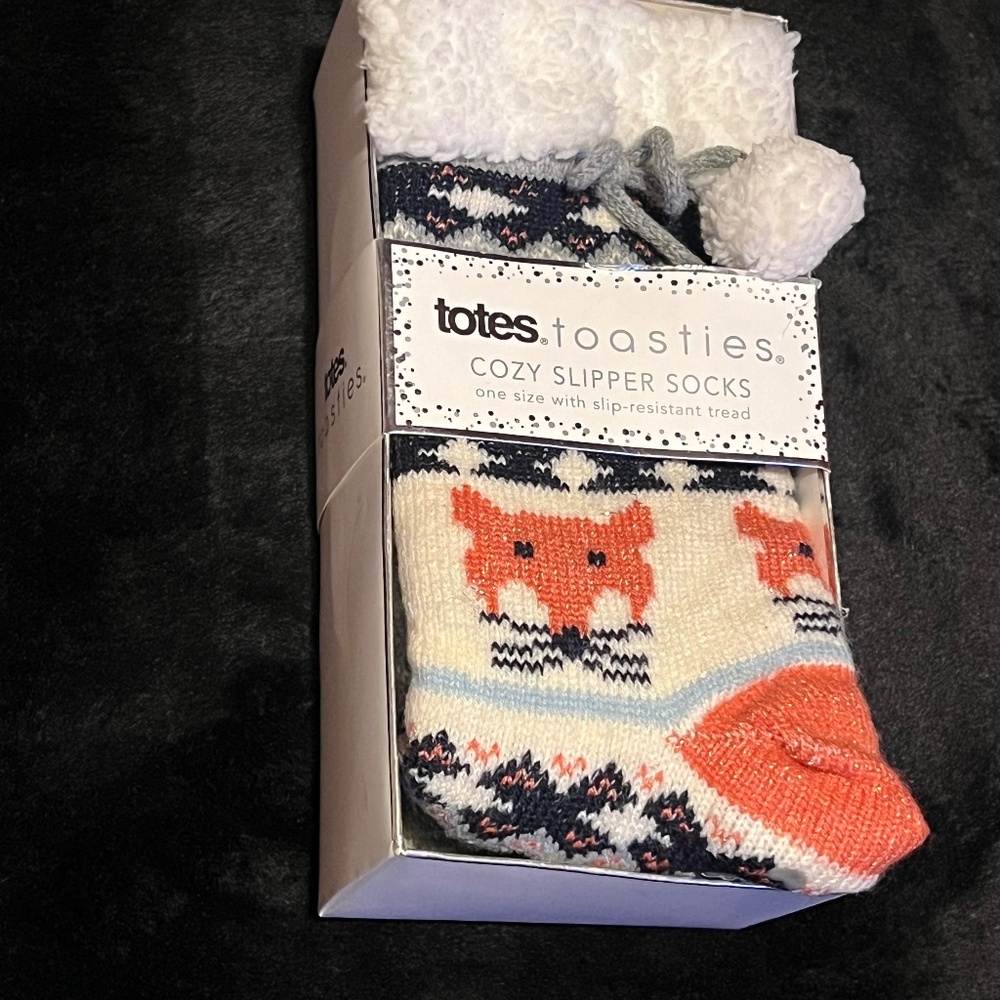 Totes Toasties Cozy Slipper Socks